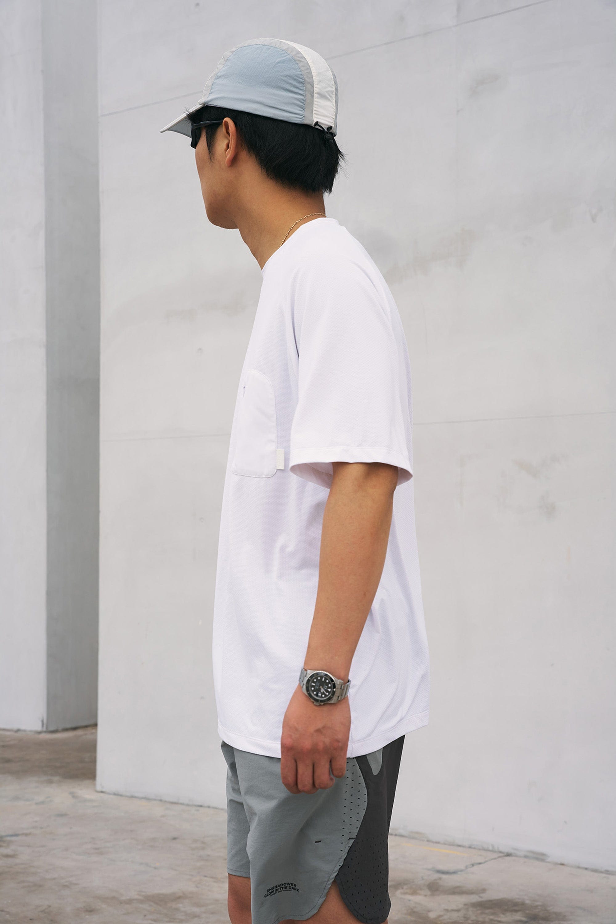 Layer Sleeve Pocket Tee