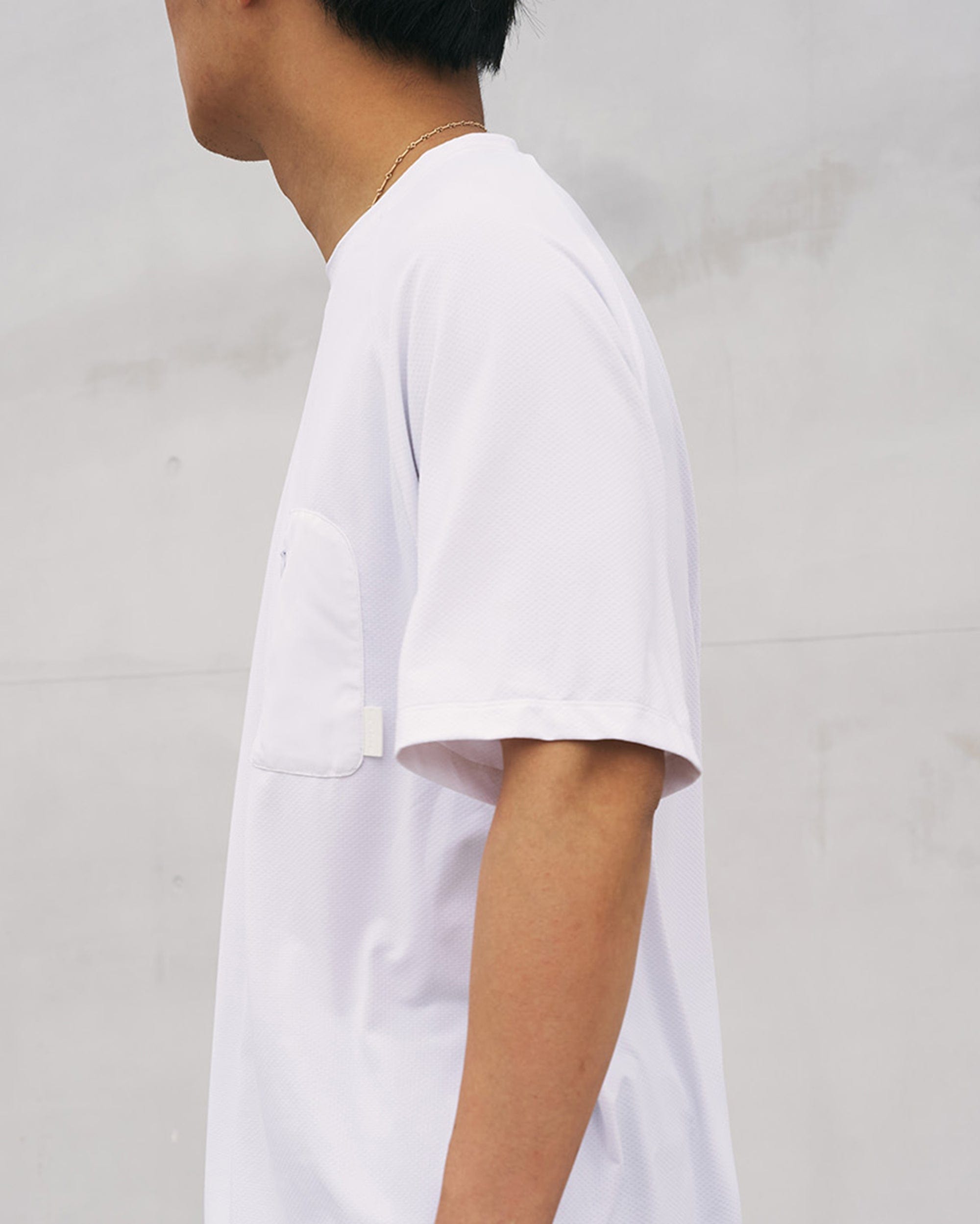 Layer Sleeve Pocket Tee