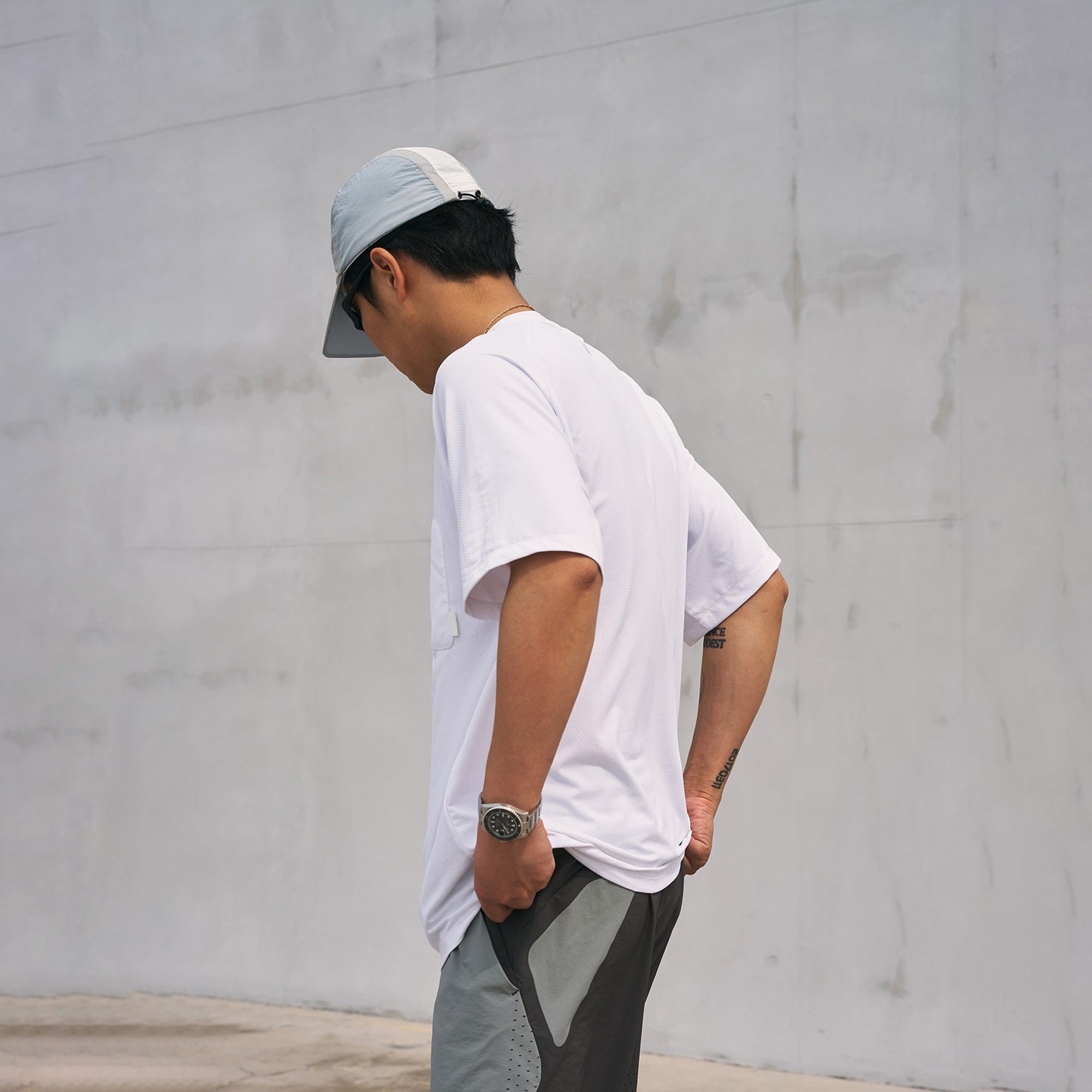 Layer Sleeve Pocket Tee