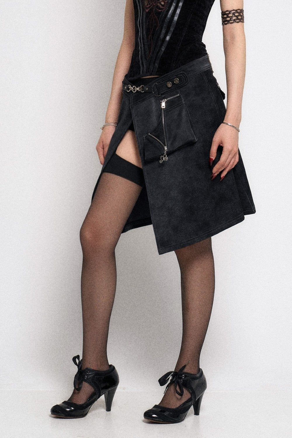 Gothic Mini Skirt with Zipper Details