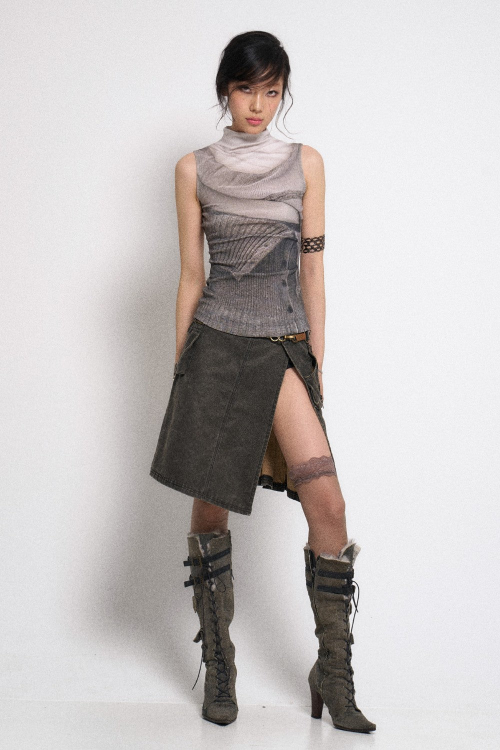 Gothic Mini Skirt with Zipper Details