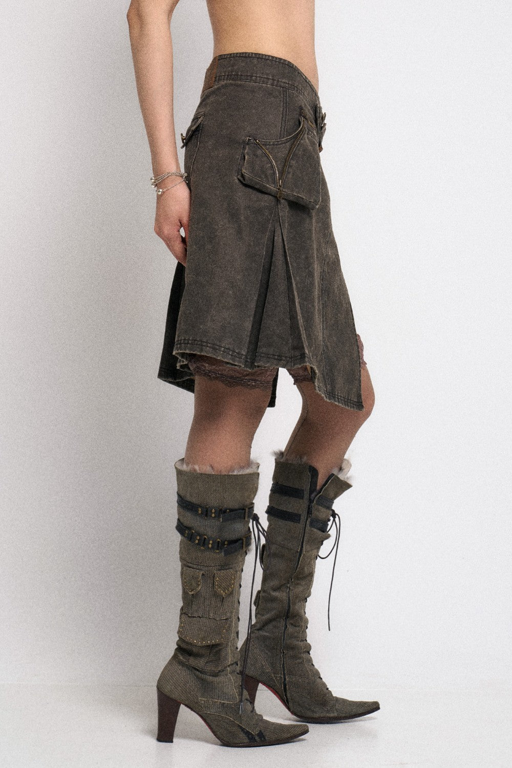 Gothic Mini Skirt with Zipper Details