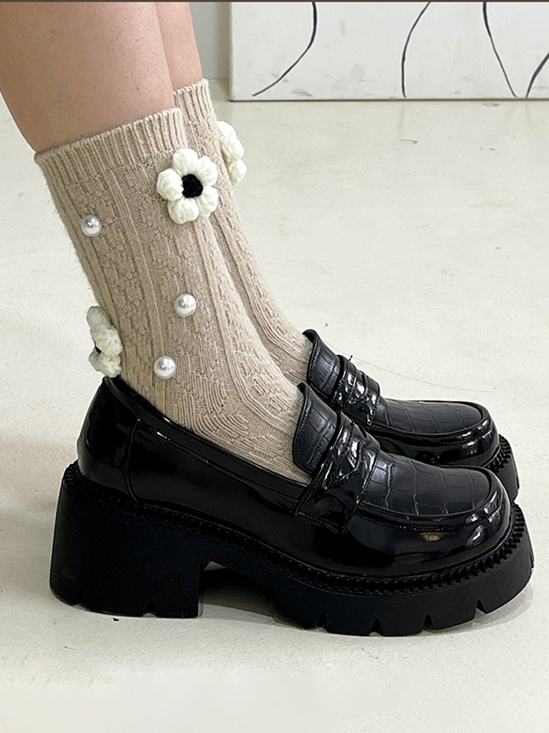 Flower Pearl Mid-calf Socks