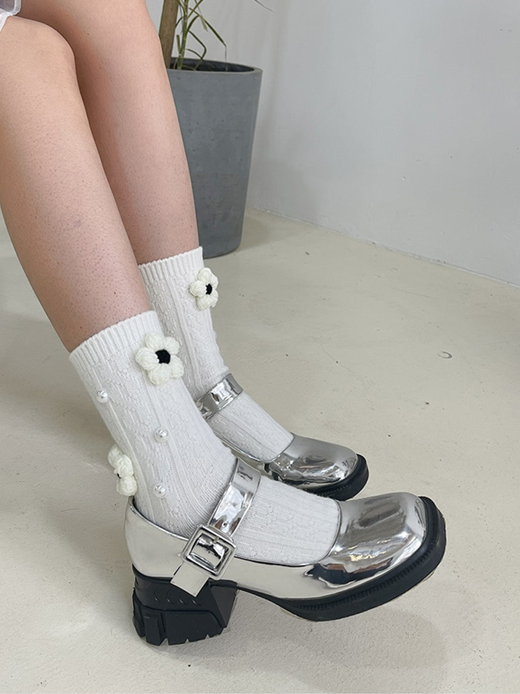 Flower Pearl Mid-calf Socks