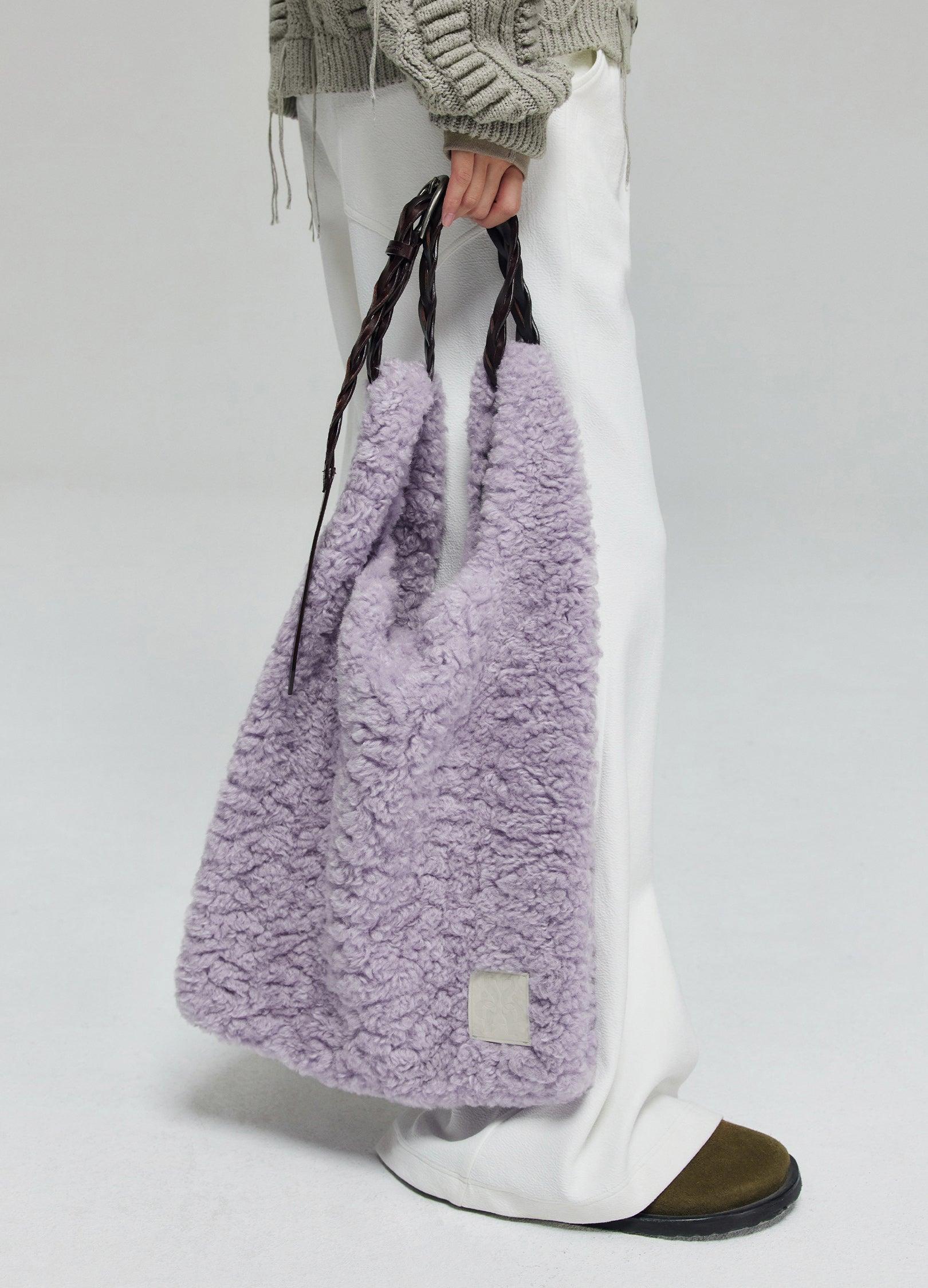 Luxurious Furry Tote Bag - chiclara