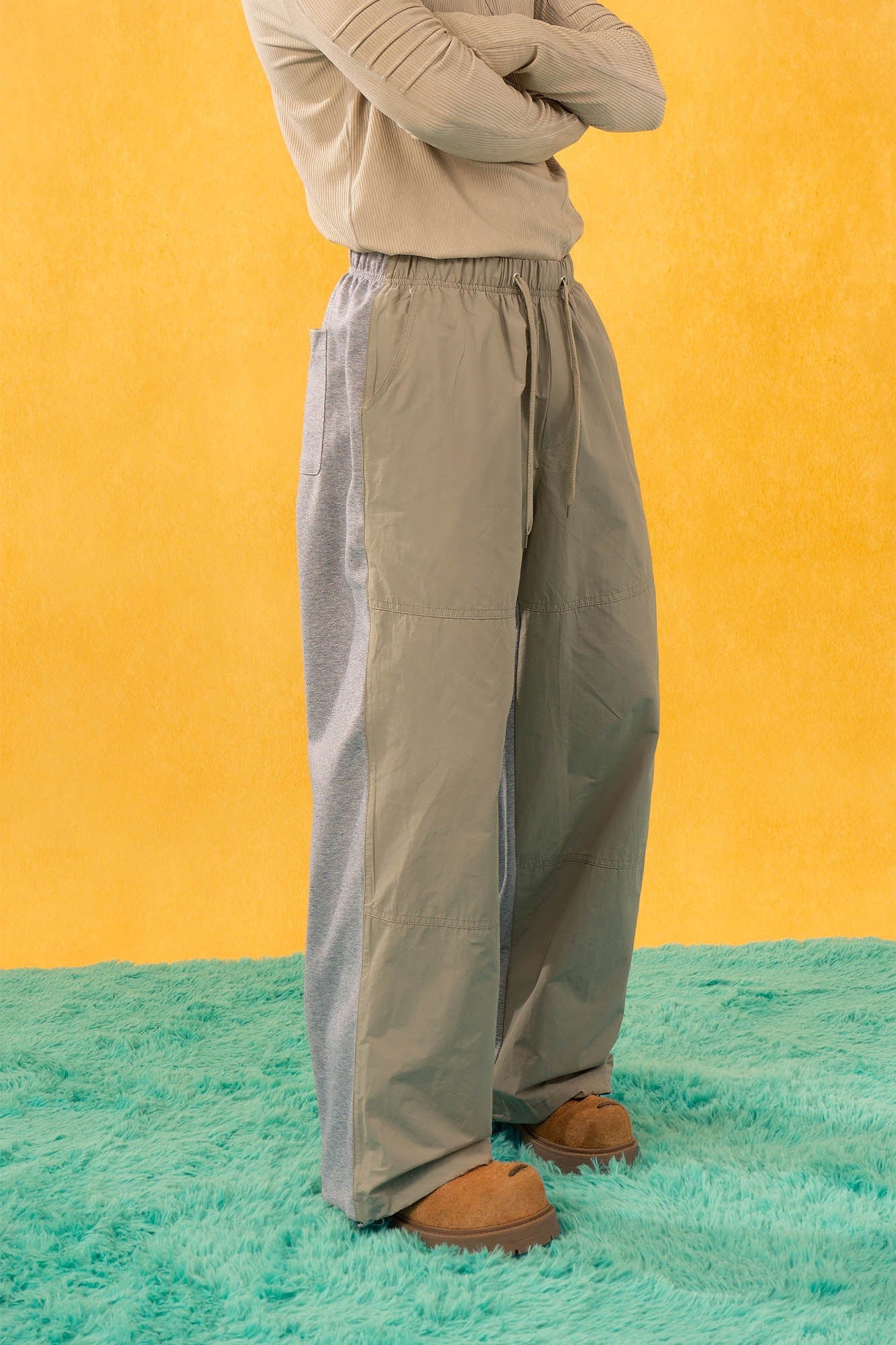 Wide-Leg Two-Tone Drawstring Pants