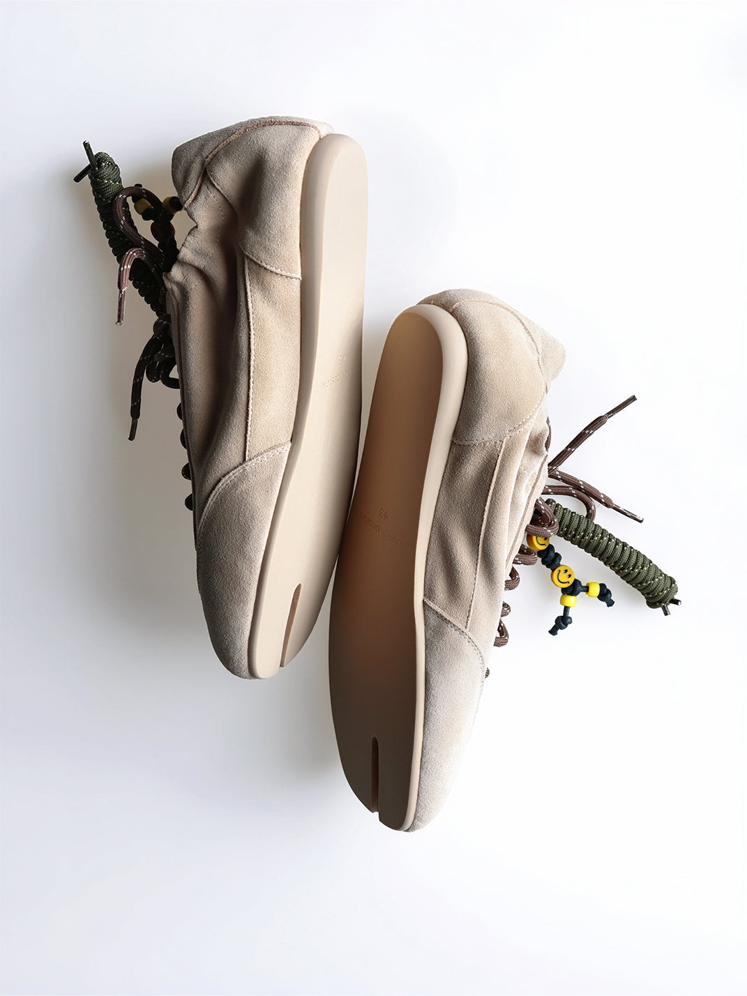 Khaki Suede Cowhide Thin-Sole Tabi Sneakers