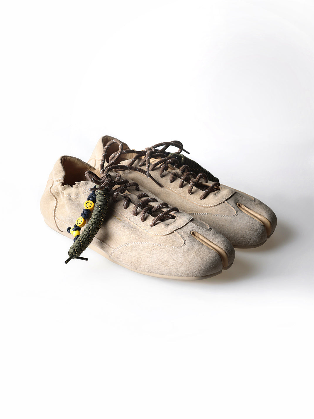 Khaki Suede Cowhide Thin-Sole Tabi Sneakers