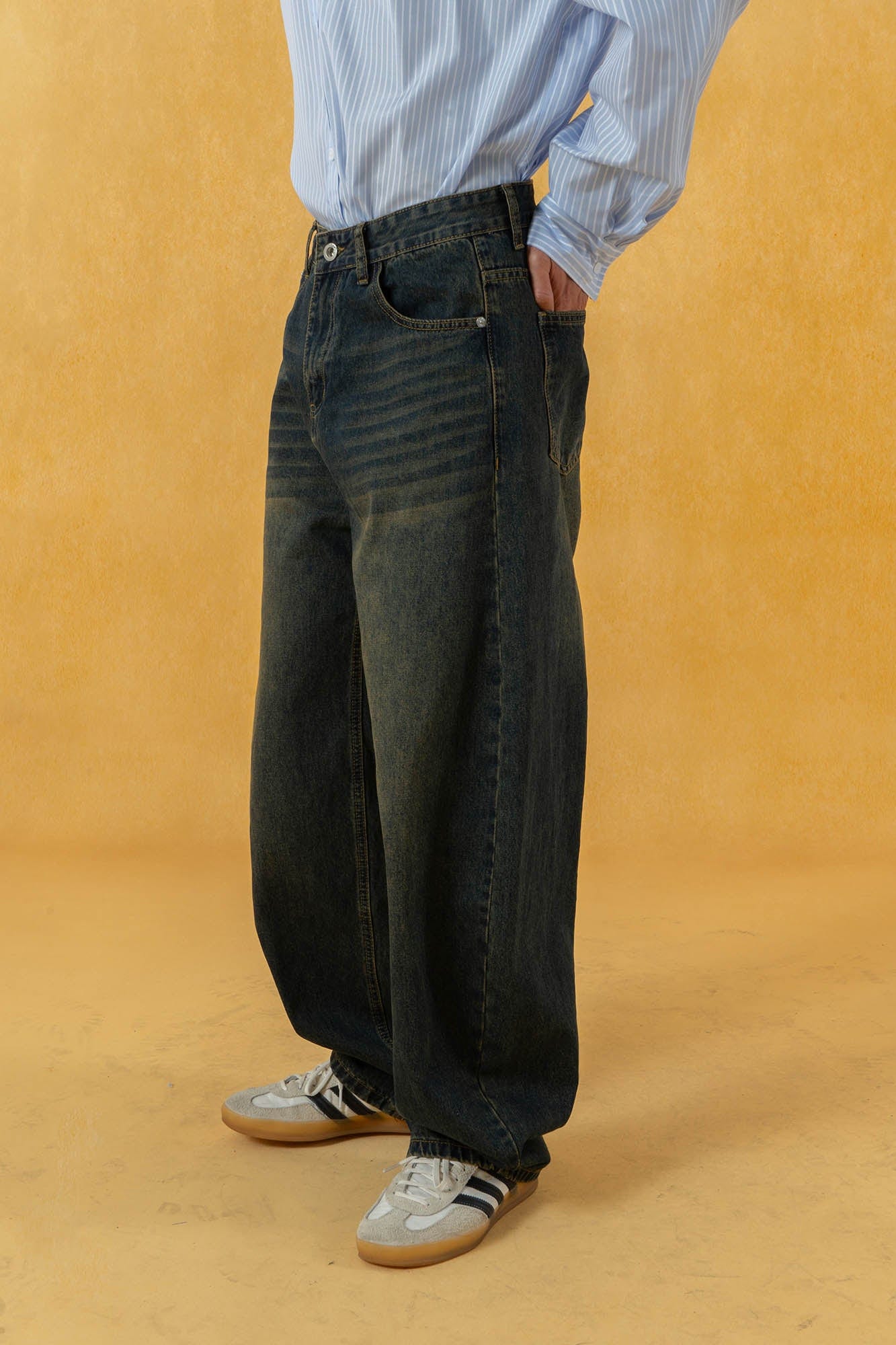 Extreme Wide-Leg Washed Denim Jeans