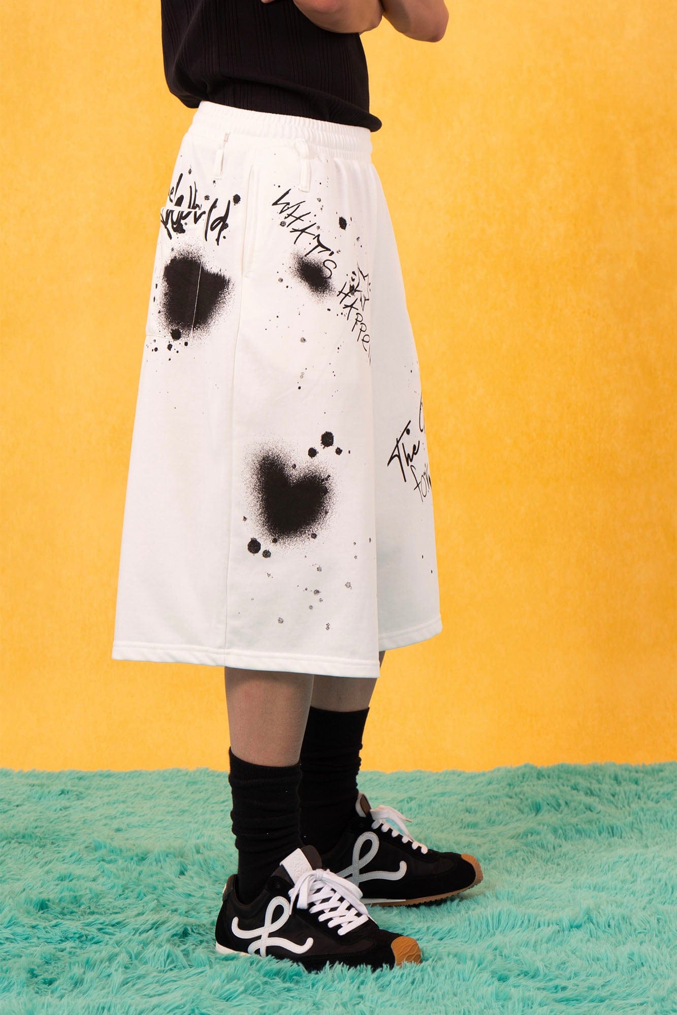 Graffiti Spray Print Sweat Shorts