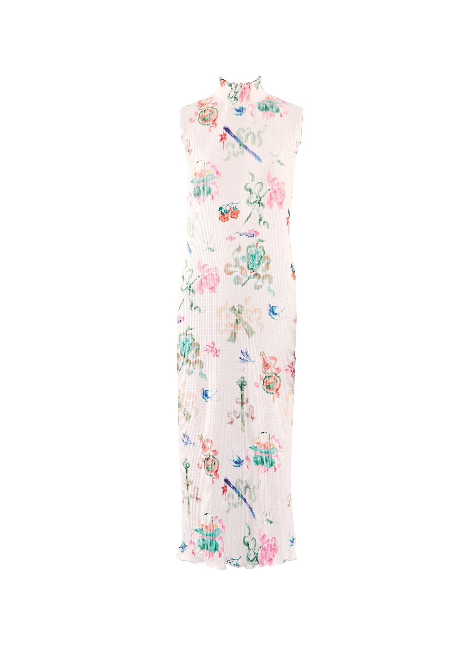 Elegant Floral Qipao Dress by LOUMUTAKU - chiclara