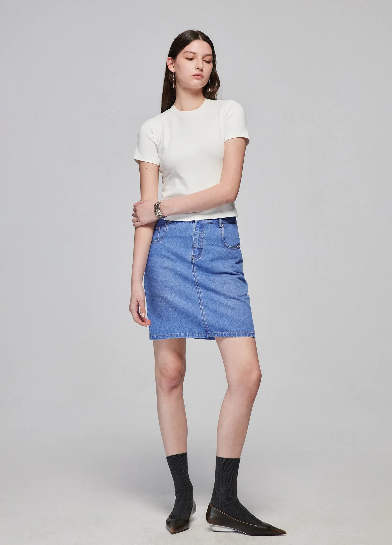 Minimal Logo Tee Womens
