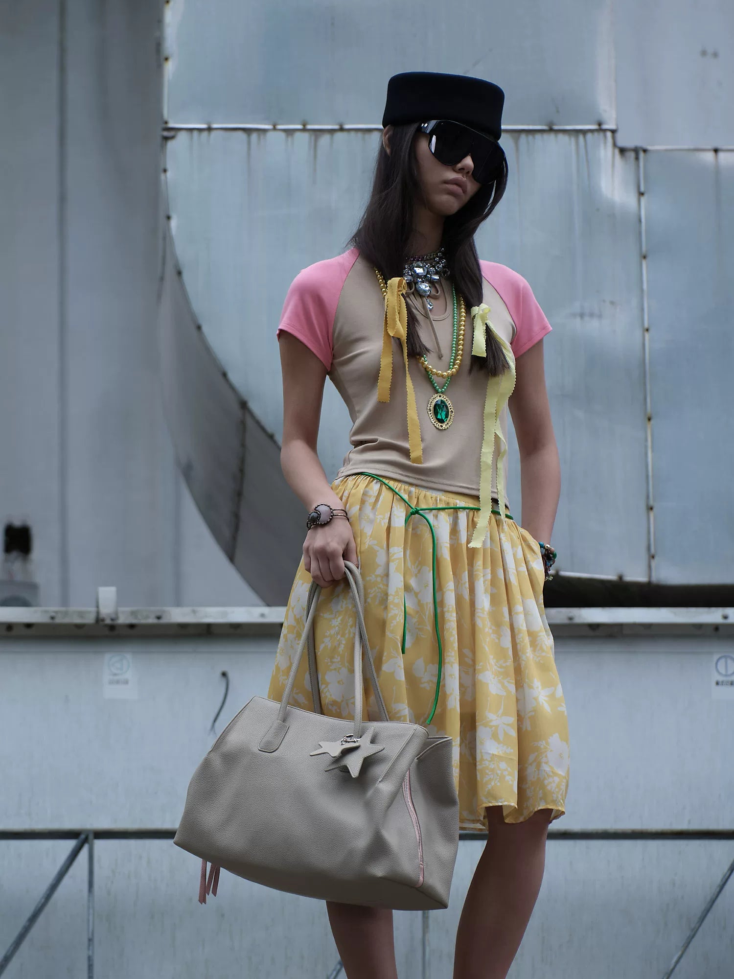 Star-Charm Structured Commuter Tote - view 3
