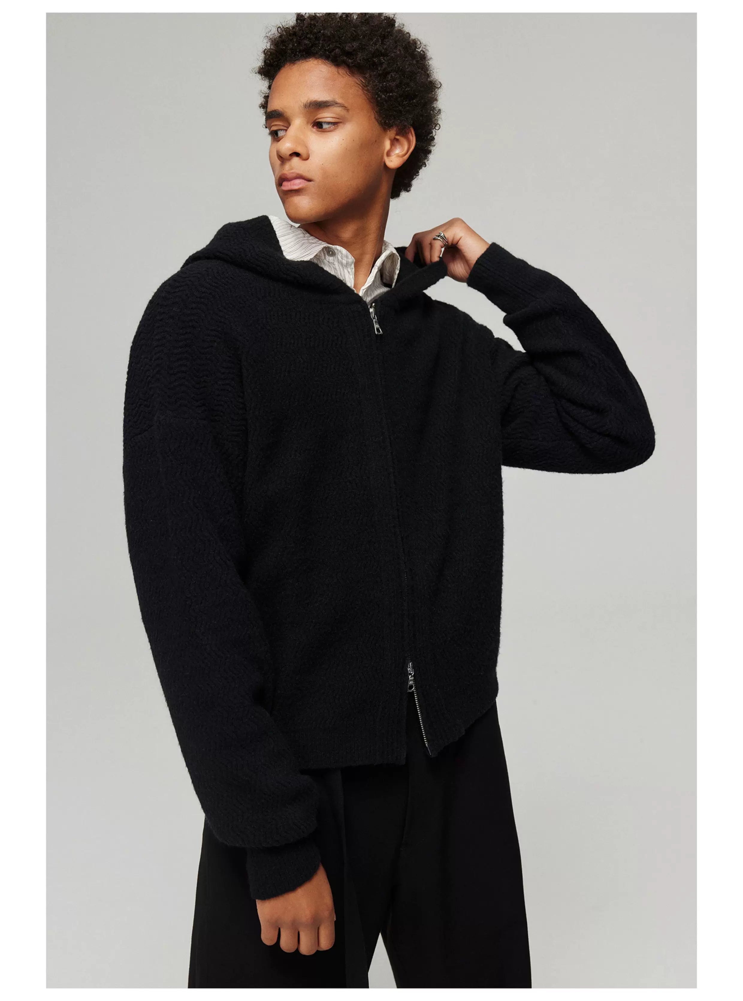Mochafuzz Cropped Knit Hoodie