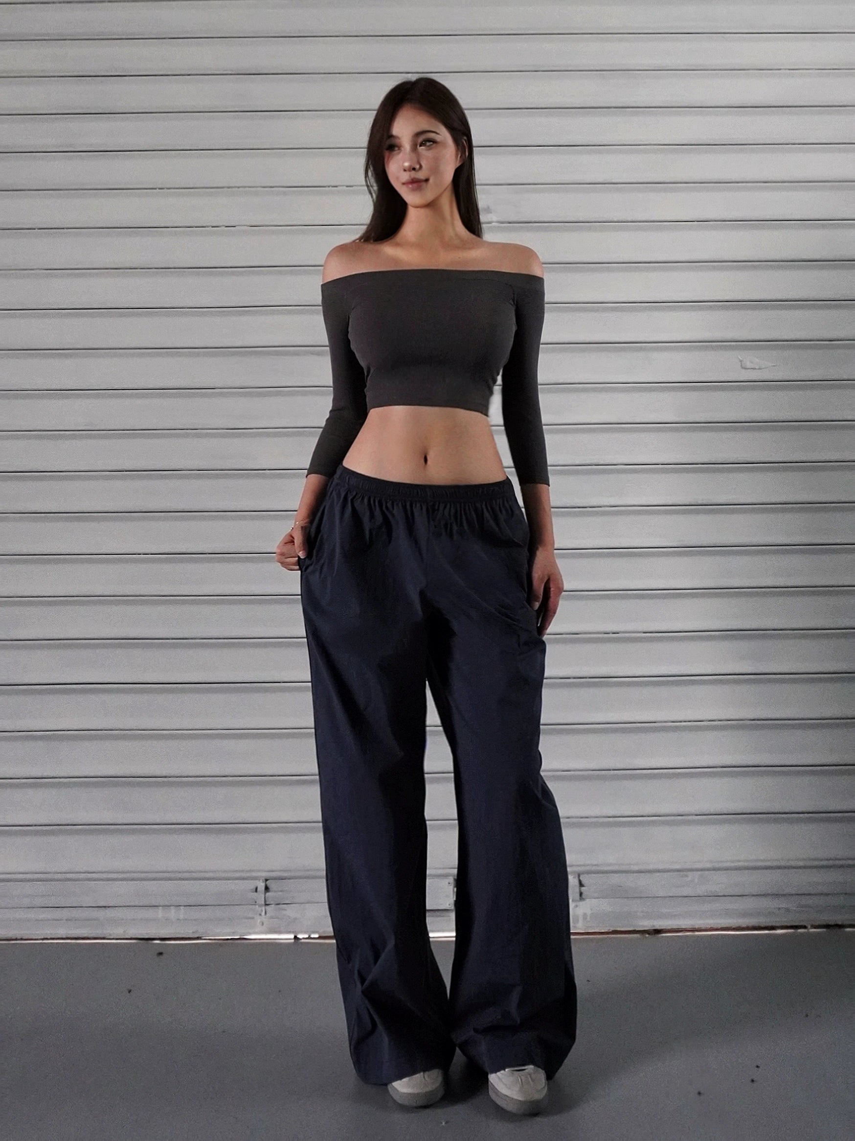 Low-Rise Wide-Leg Athletic Cargo Pants