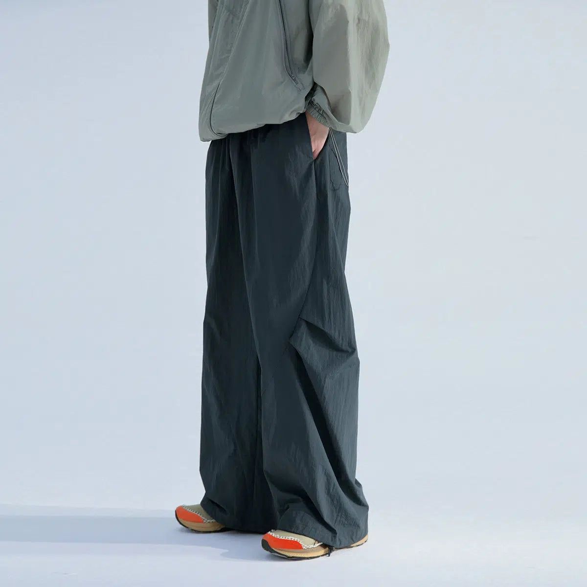 Loose Pleated Track Pants in Solid Color - chiclara