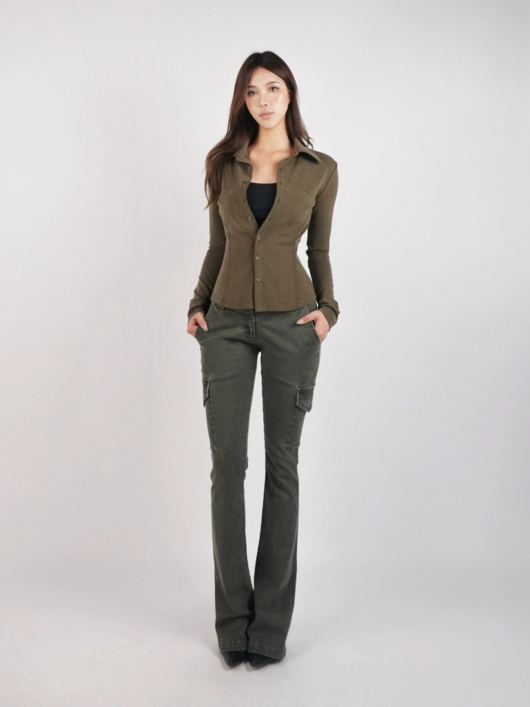 Retro Low-Waist Slight Flare Cargo Pants