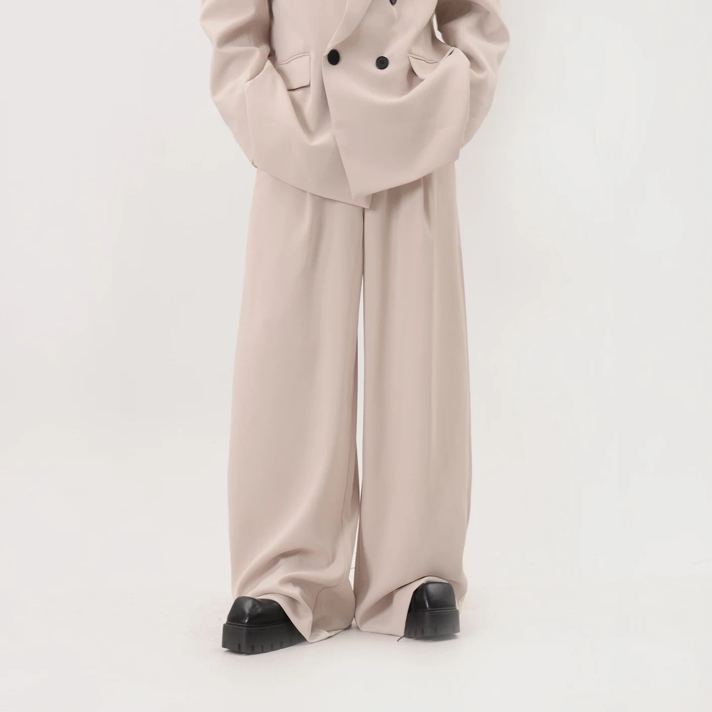 Oversized Trendy Silhouette Double Breasted Blazer