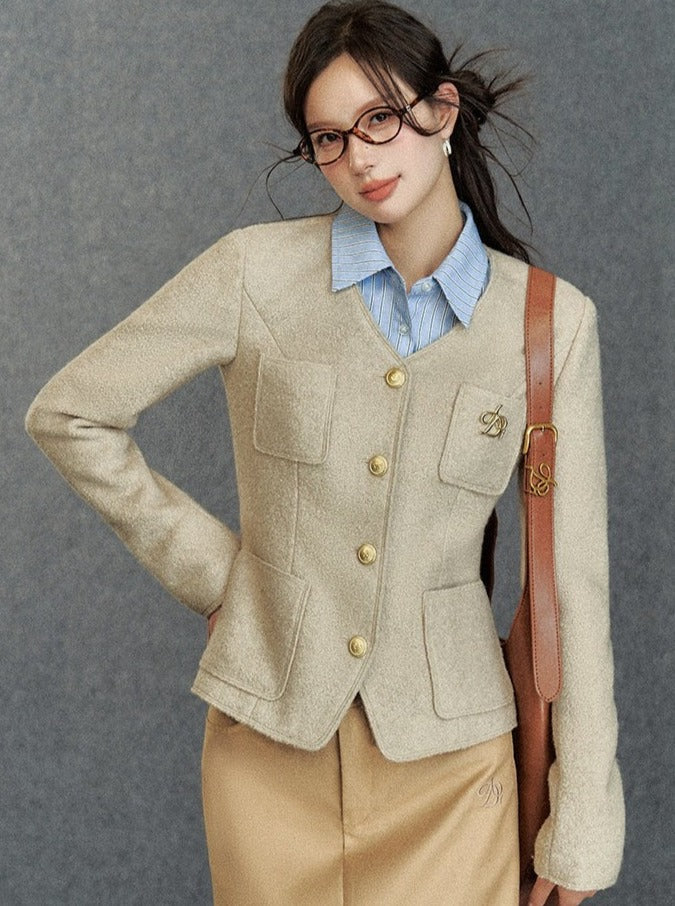 Classic Tweed Blazer: Elegant Women's Jacket in Cream