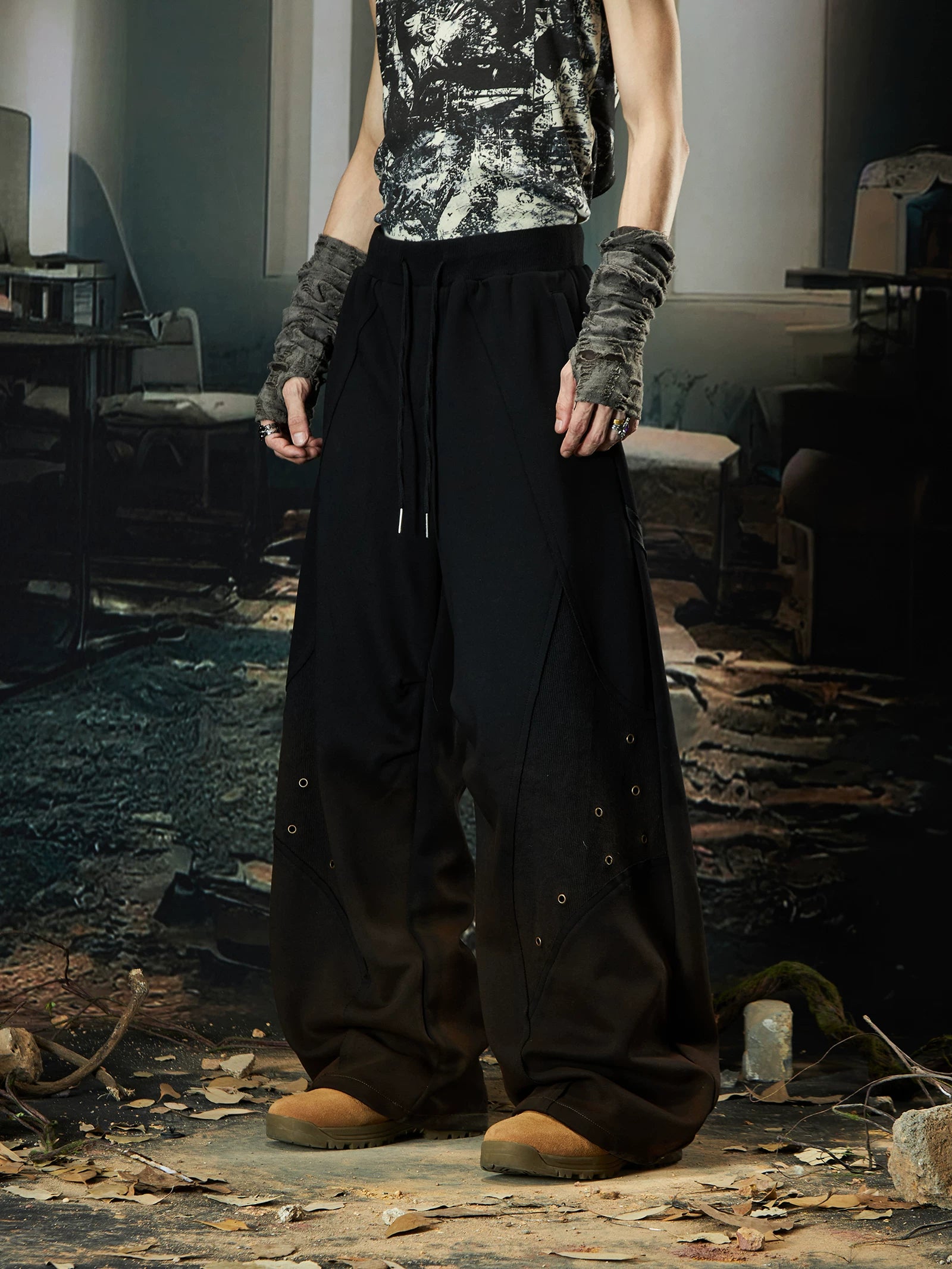 Ruinforge Grommet Hooded Vest
