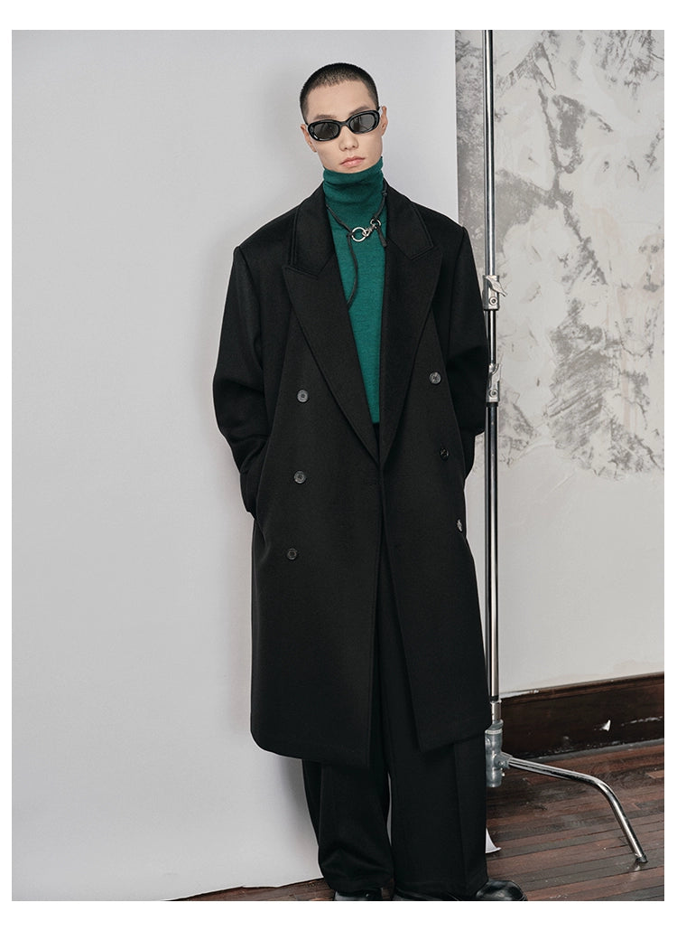 Wide-Shoulder Structured Single-Faced Wool Coat