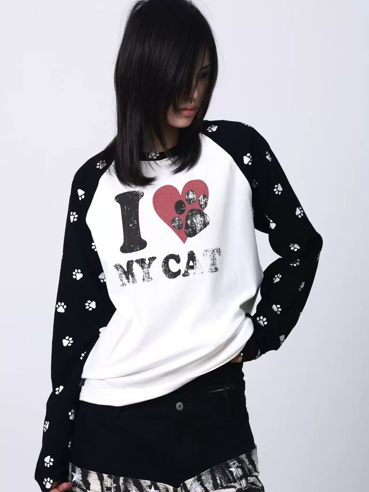 Pawprint Heart Cat Lover Raglan Longsleeve