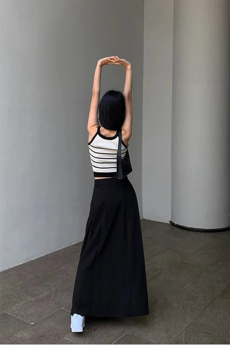 Summer Black High-Waisted Pleated Midi Skirt - chiclara