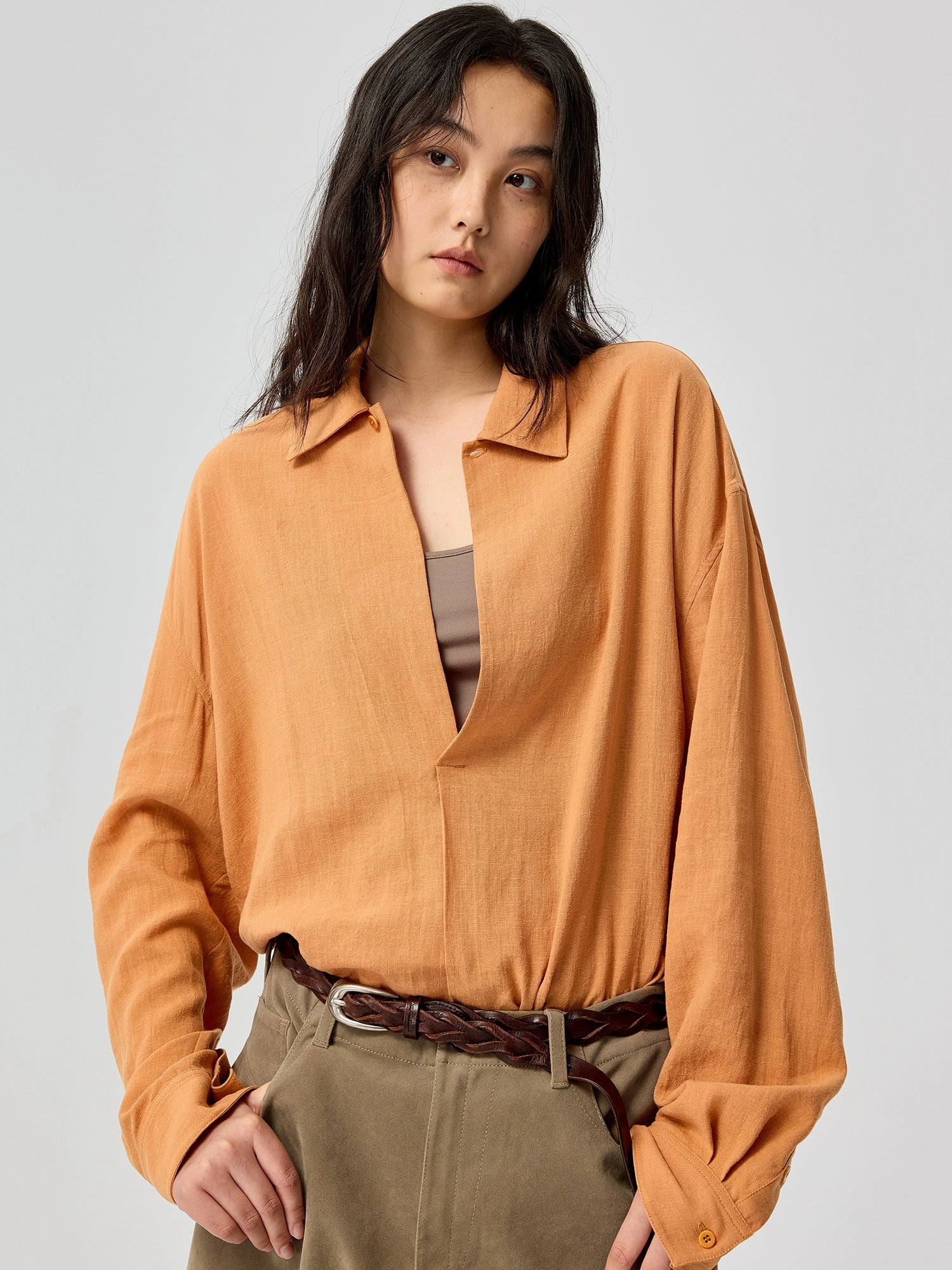Relaxed Linen Collared Blouse