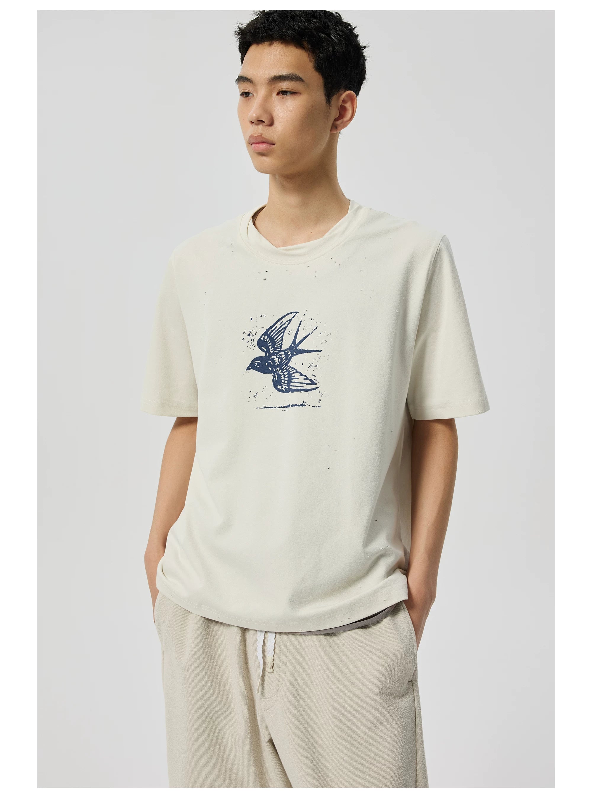 Bird Graphic Distressed T-Shirt