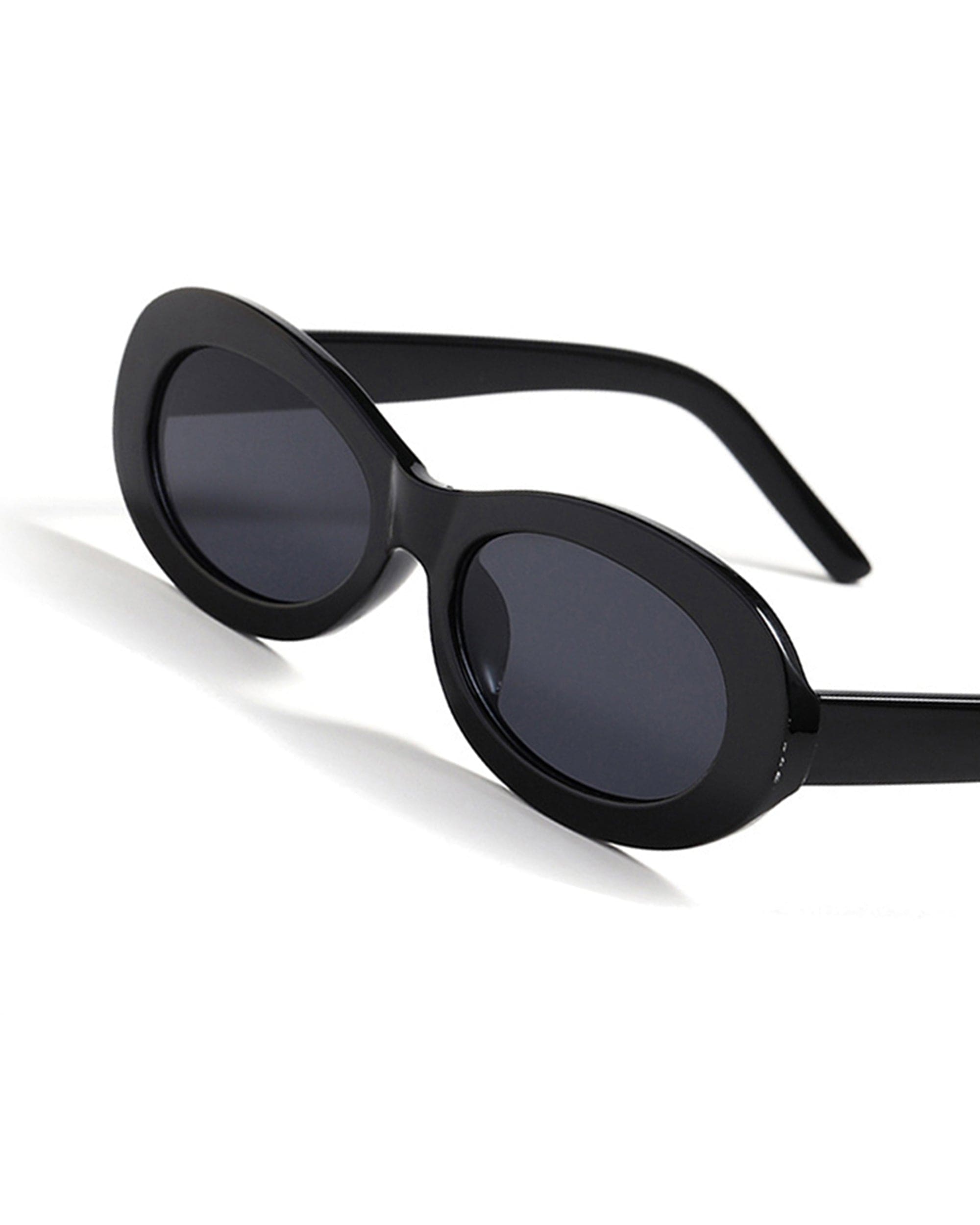 Retro Oval Chunky Frame Sunglasses