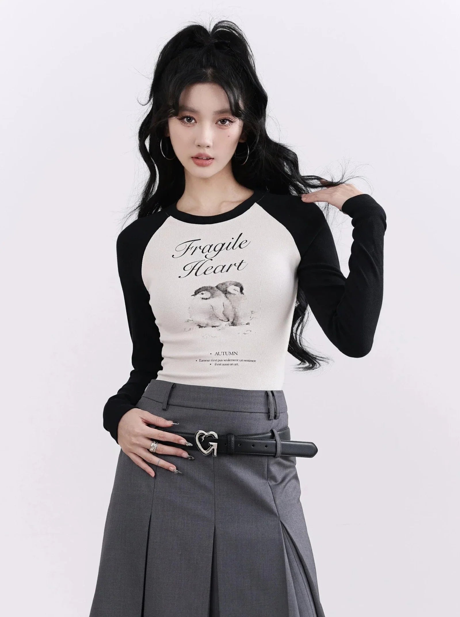 Fragile Heart Cropped Raglan Graphic Sweatshirts