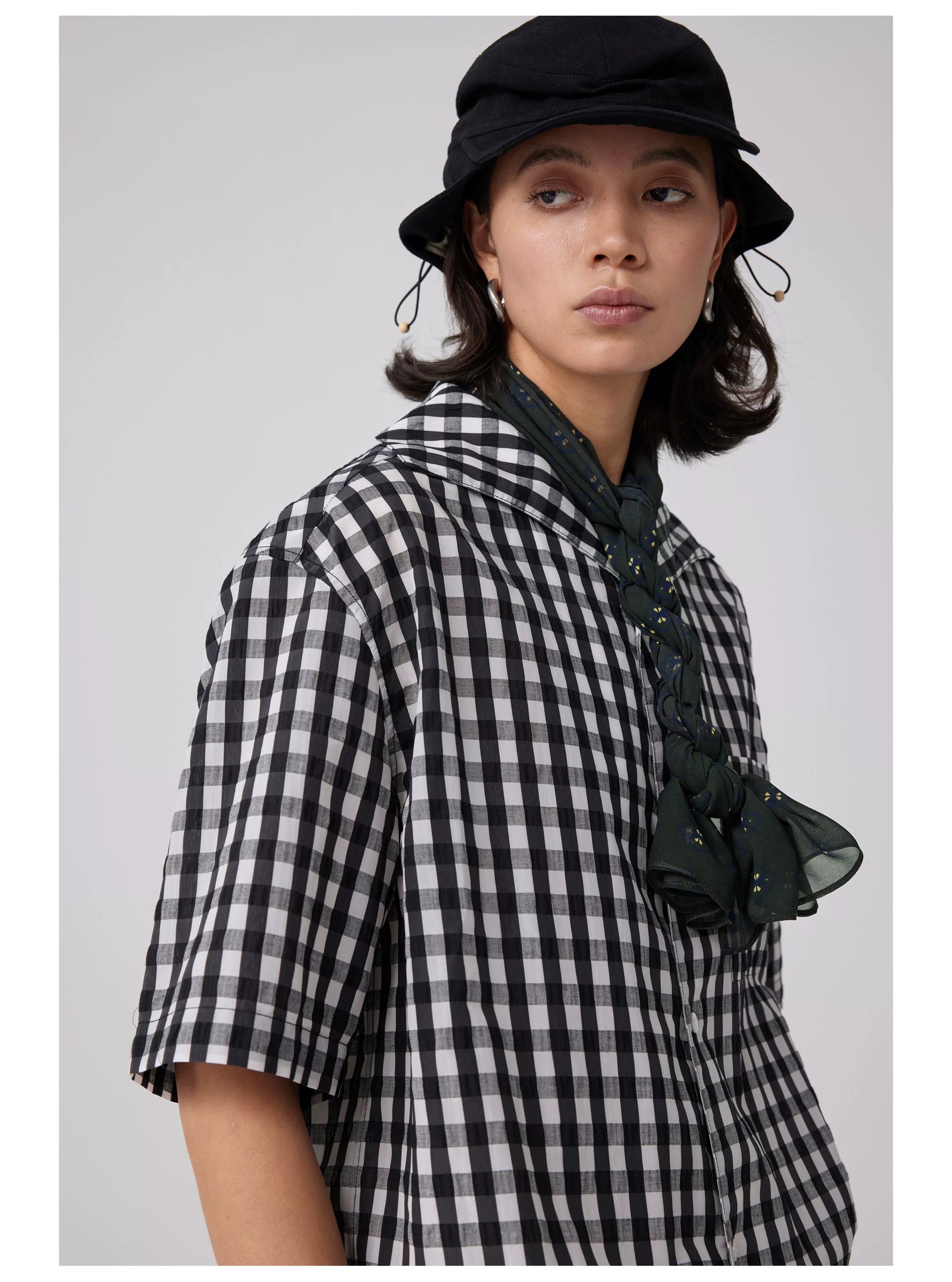 Adjustable Black Newsboy Cap