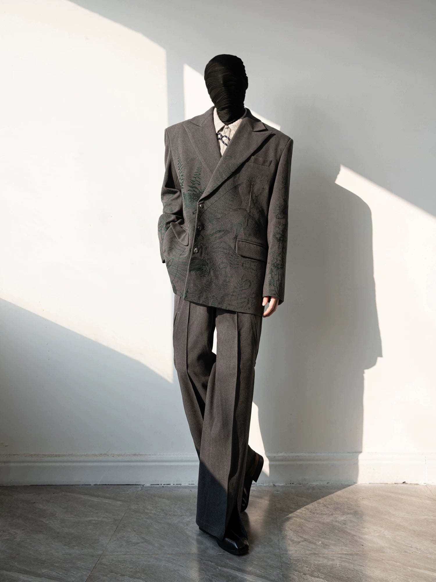 Verdant Etch Botanical Blazer