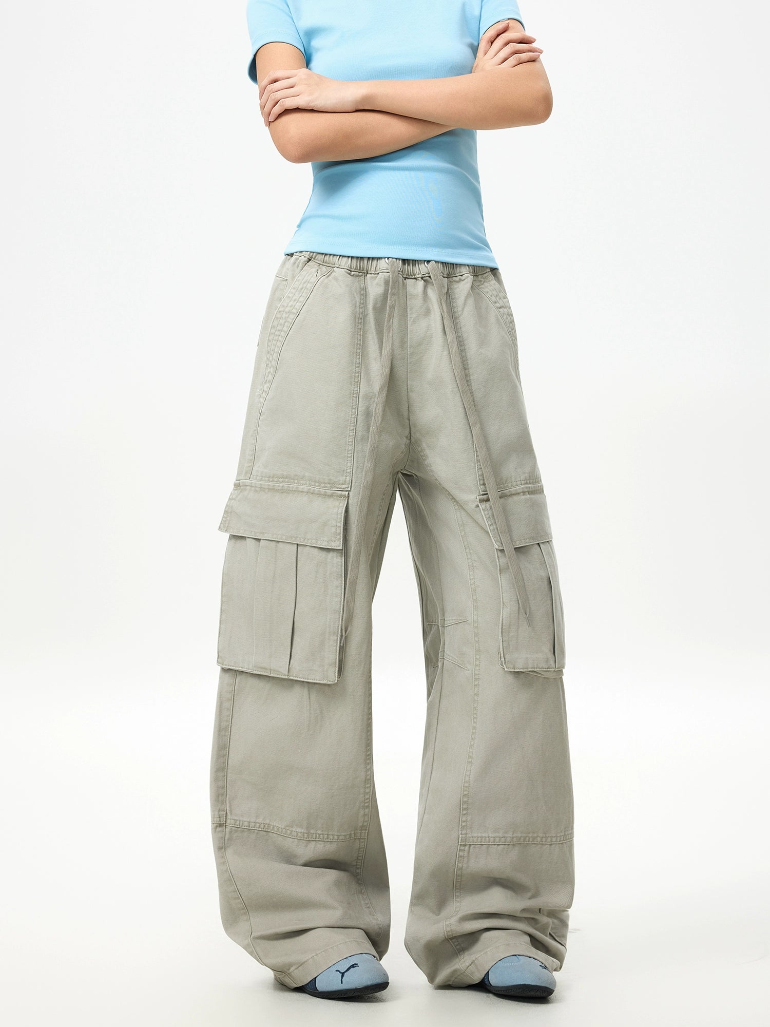 Driftwood Wide-Leg Cargo Pants