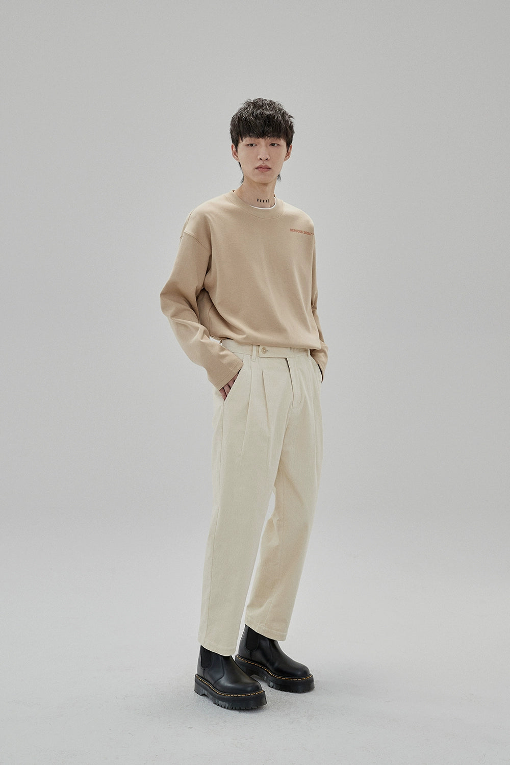 Wide Waist Tab Double-Pleated Relaxed Cropped Pants