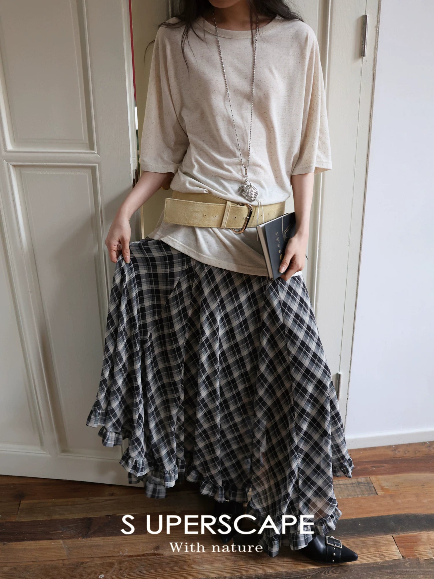 Plaid Chiffon Asymmetric Hem Skirt - black plaid styled look