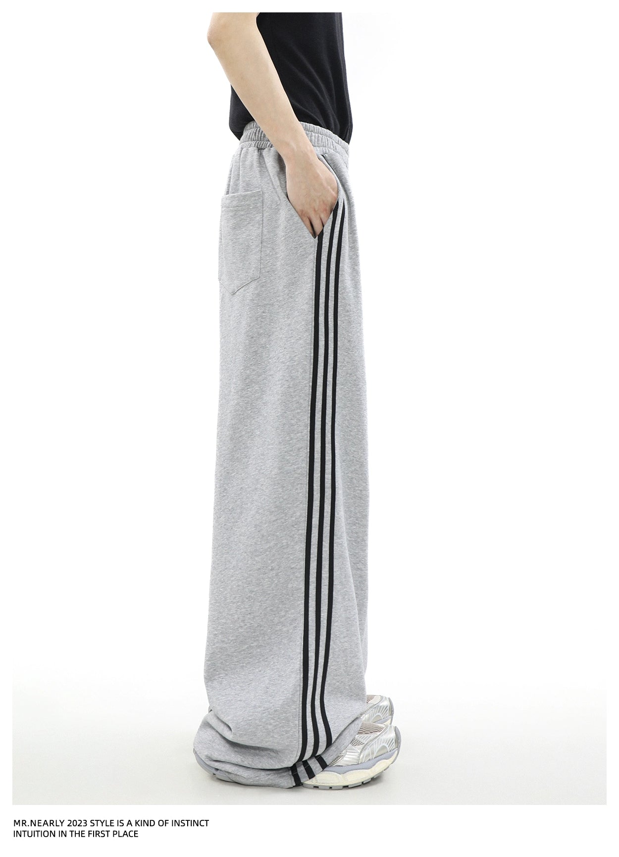 Urban Edge Athleisure Tracksuit - chiclara