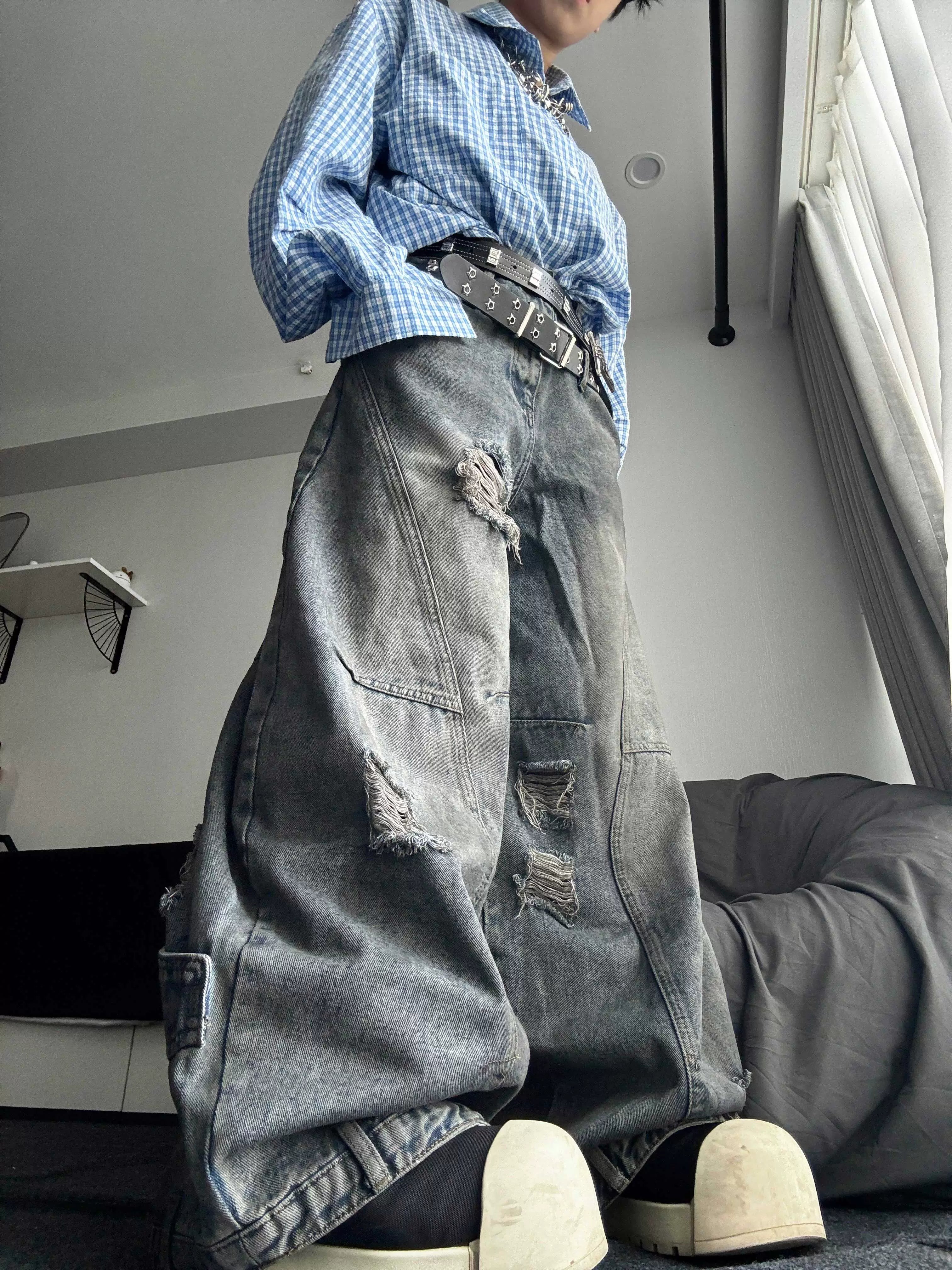 Heavyweight Reverse-Waist Wide-Leg Jeans