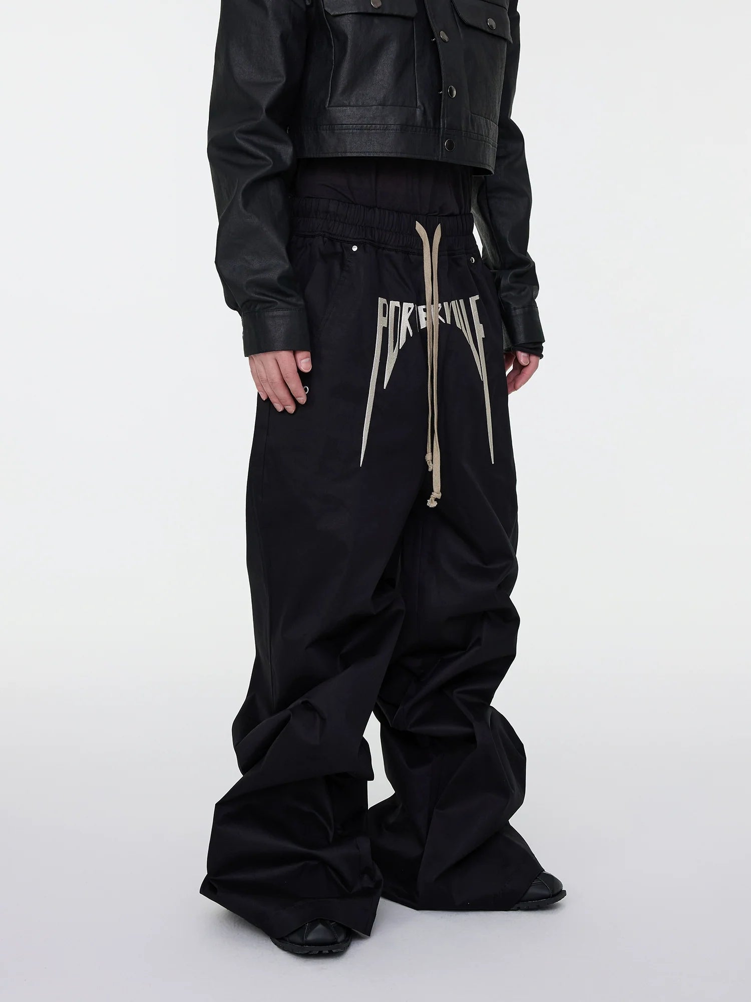 Porterville Black Graphic Baggy Pants