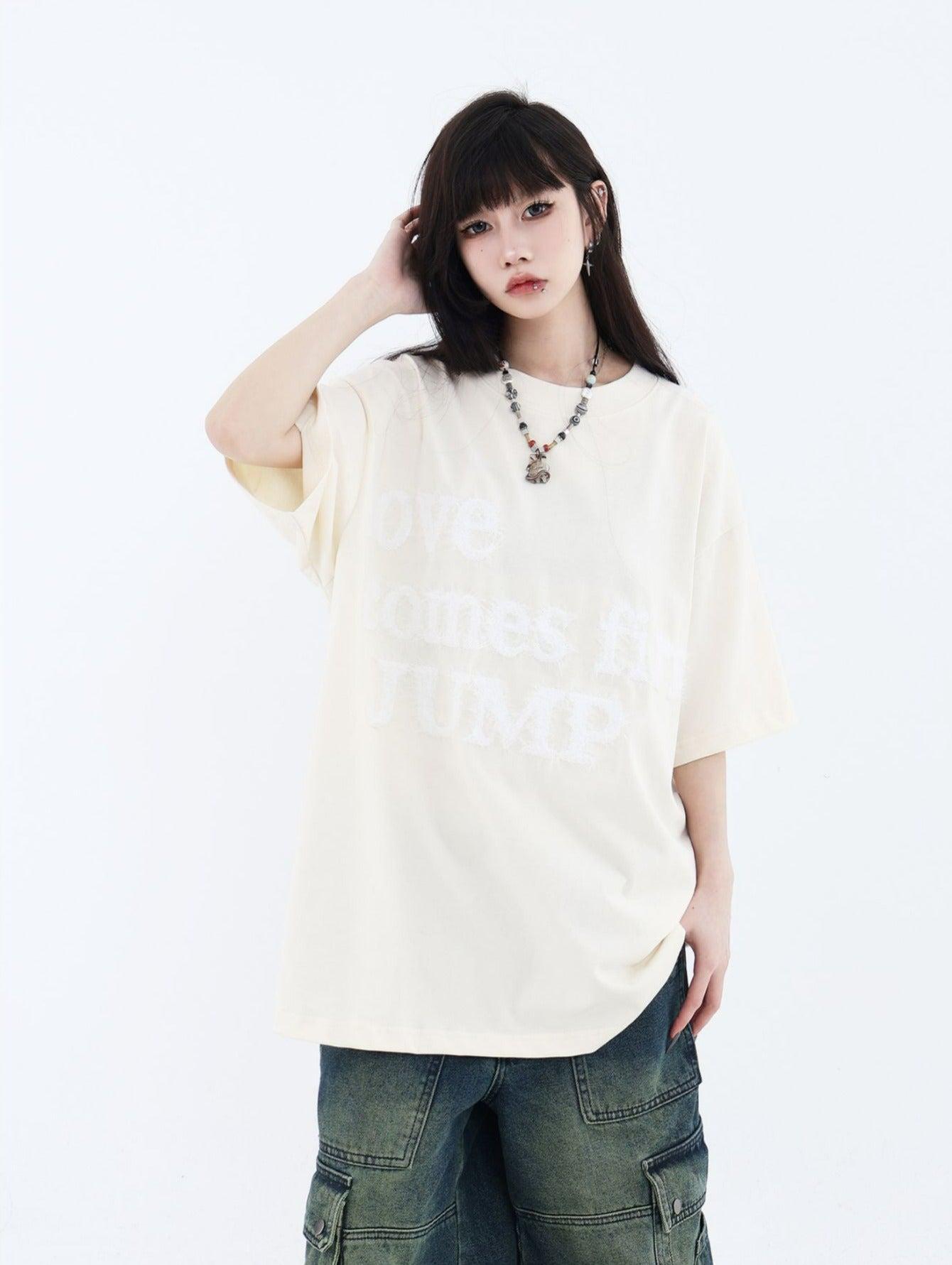 Fluffy T-Shirt with Embroidered Logo - chiclara