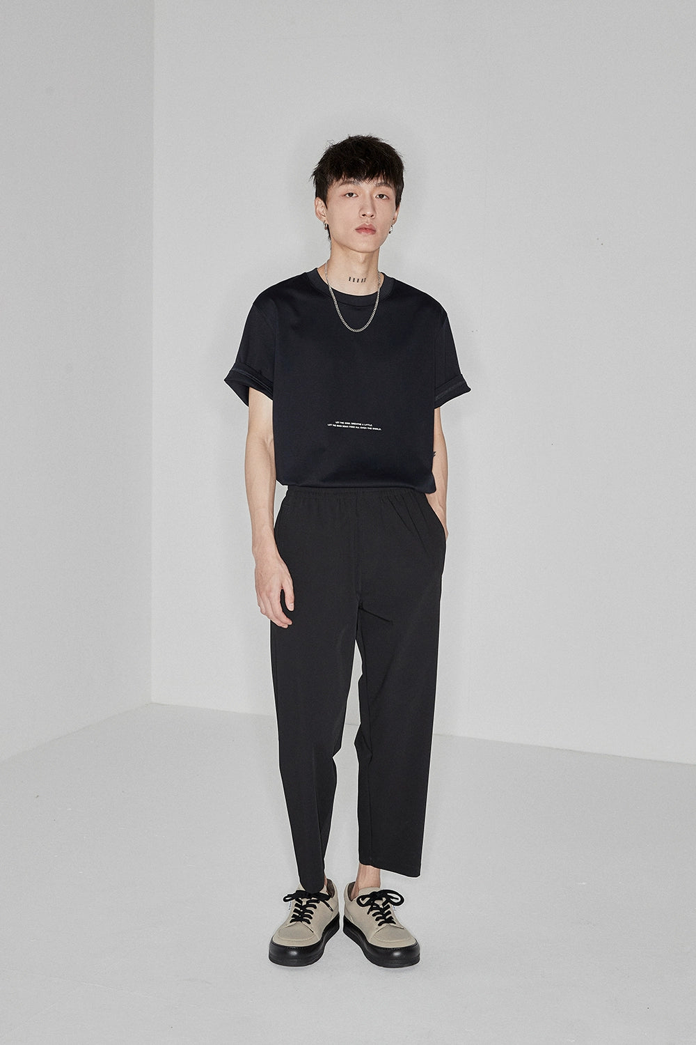 Side Seam-Free Elastic Waist Cropped Pants