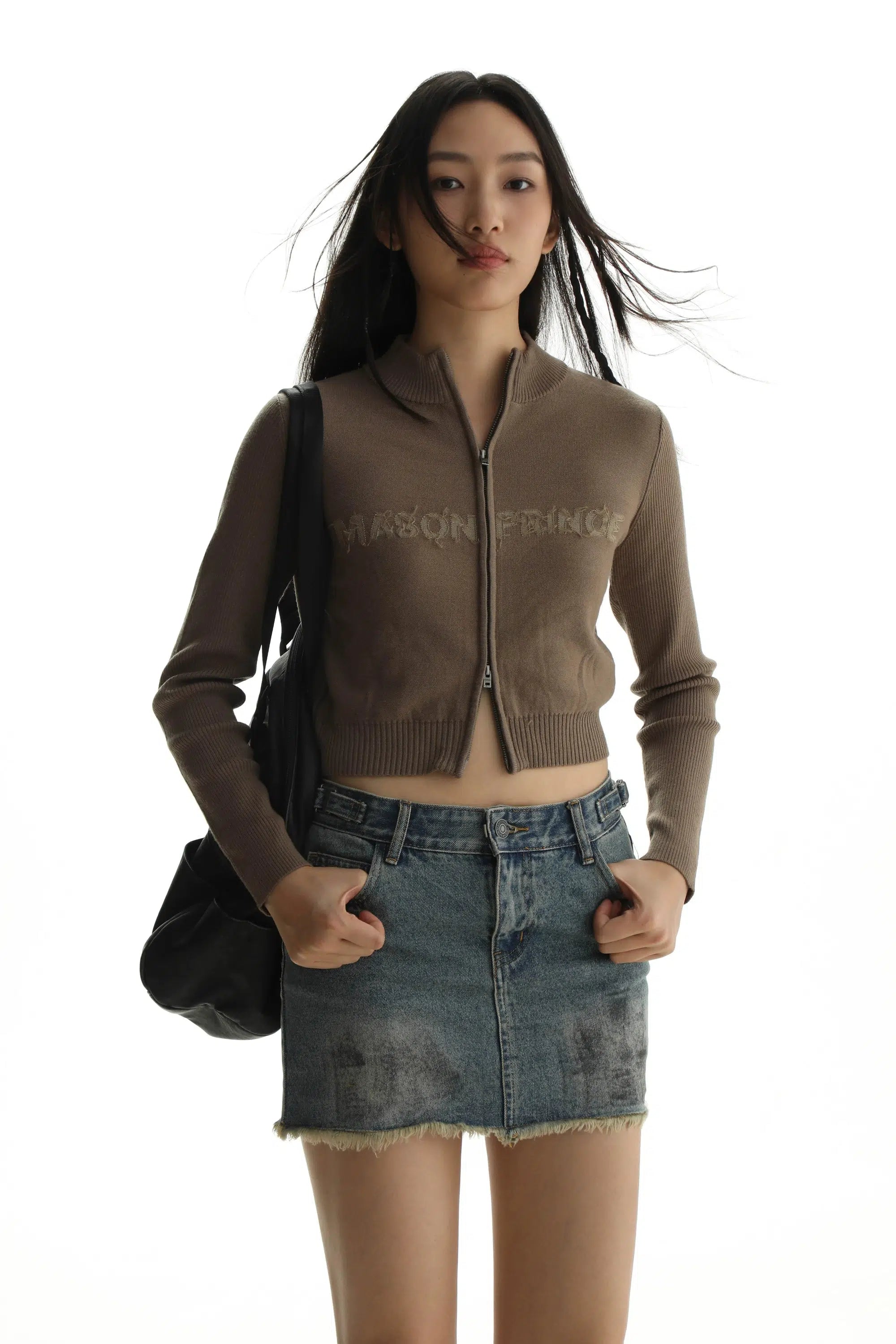 Cropped Jacket with Logo in Slim Fit - chiclara