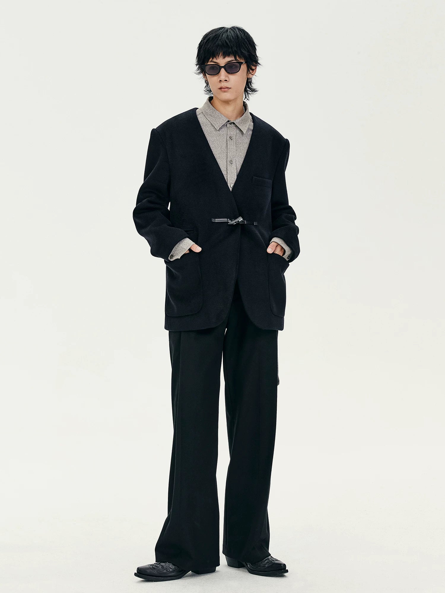 Toggle Closure Collarless Blazer