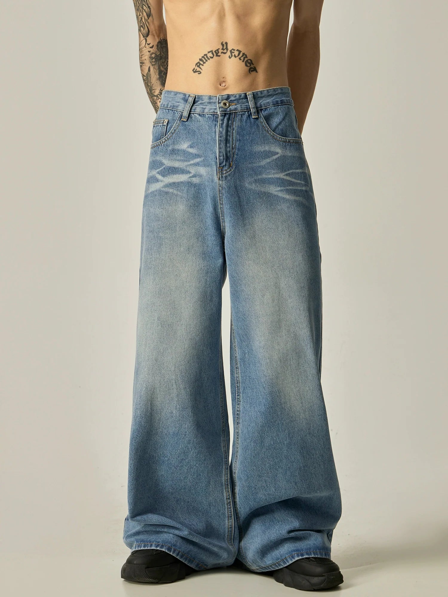 Oversized Vintage Wash Wide-Leg Jeans