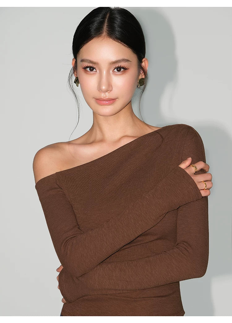 Side Glimmer Asym One‑Shoulder Long Sleeve Tee