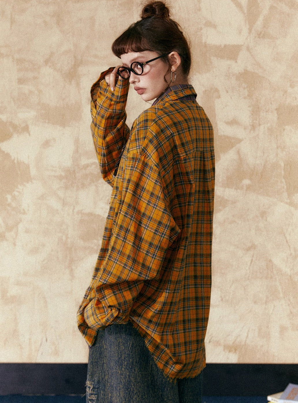 Two-Color Wide Checkered Shirt - chiclara