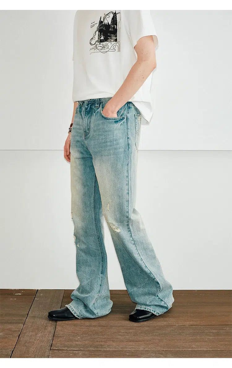 Clean Fit Jeans with Distressed Fading - chiclara