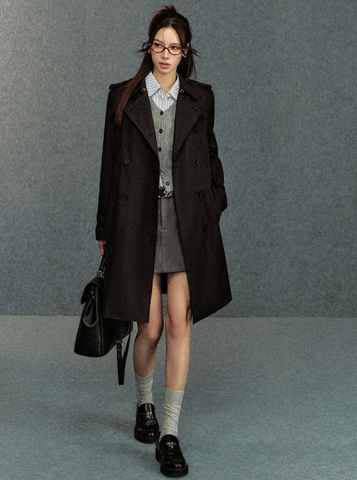 Classic Double-Breasted Trench Coat: Elegant Belted Outerwear for Women