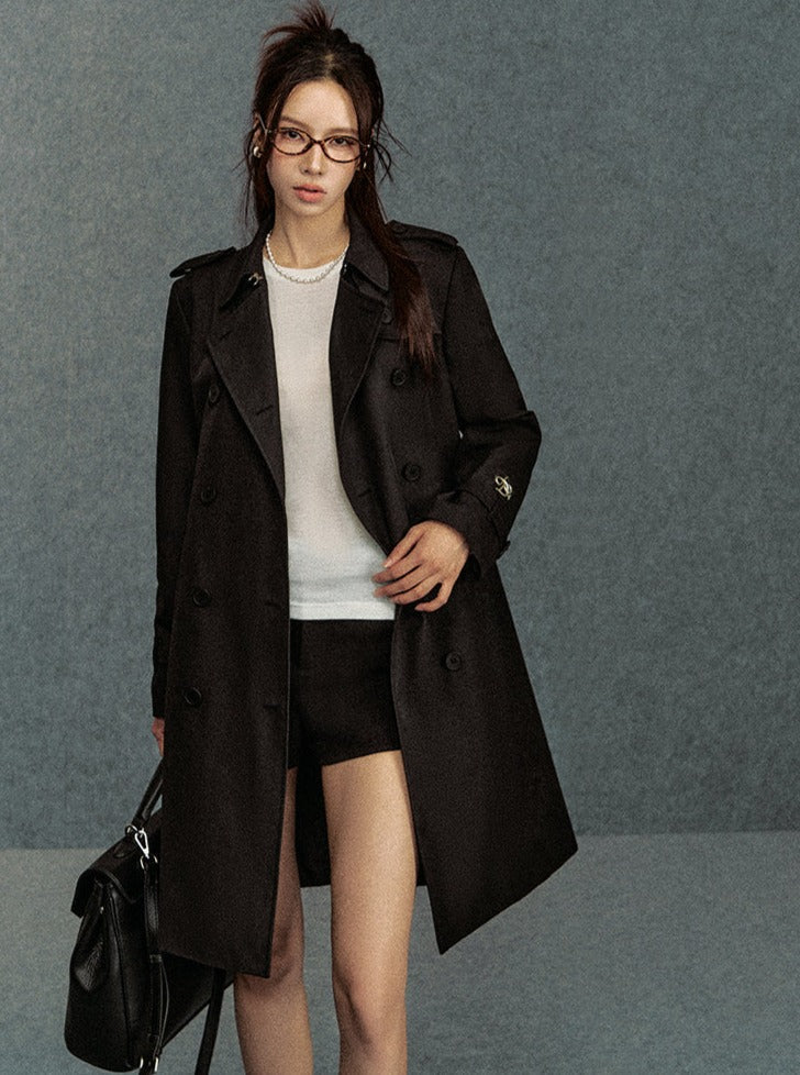 Classic Double-Breasted Trench Coat: Elegant Belted Outerwear for Women