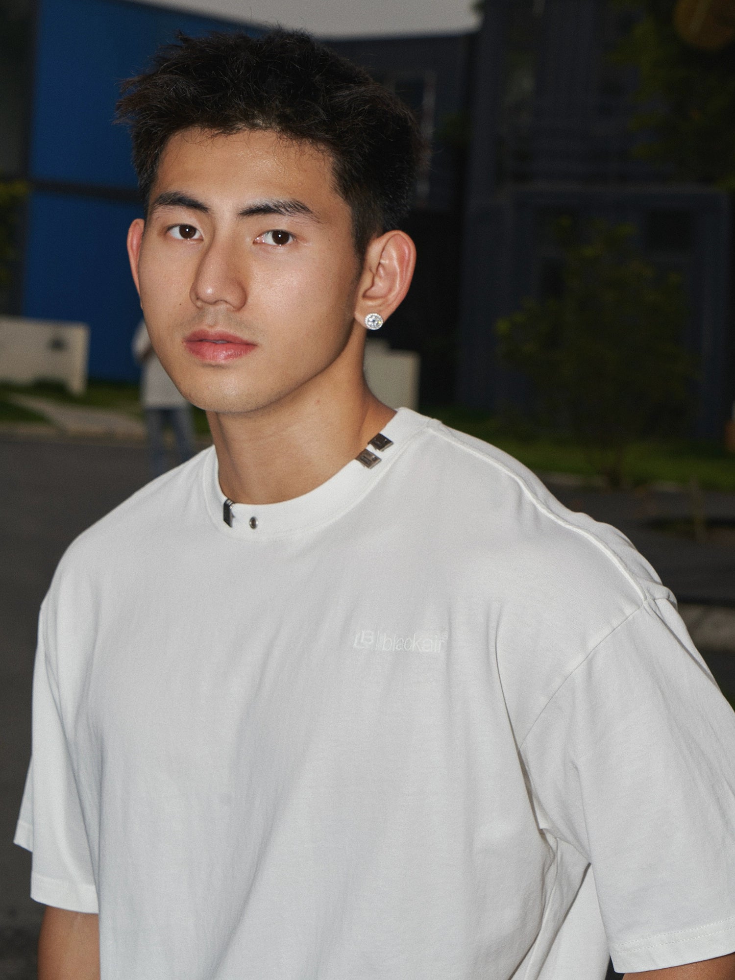 워시드 블랙 코튼 티셔츠 